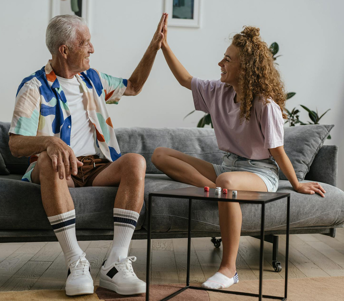 Medicare can be confusing? Meet medicare plan specialists in the Midwest serving 34 states in the US